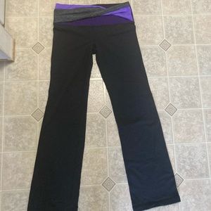 Lululemon yoga pants